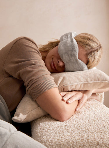 Weighted sleeping mask